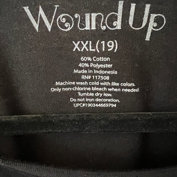 Women's Graphic Black Tee best fit with Large - Picture 3 of 6